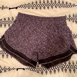 Athleta Mesh Racer Run 4” Short - Small